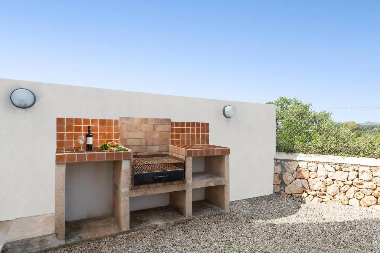 Hébergement de vacances Stunning Villa Marianella, Casa Gris, Pool, Bbq, Ac, Free Wifi